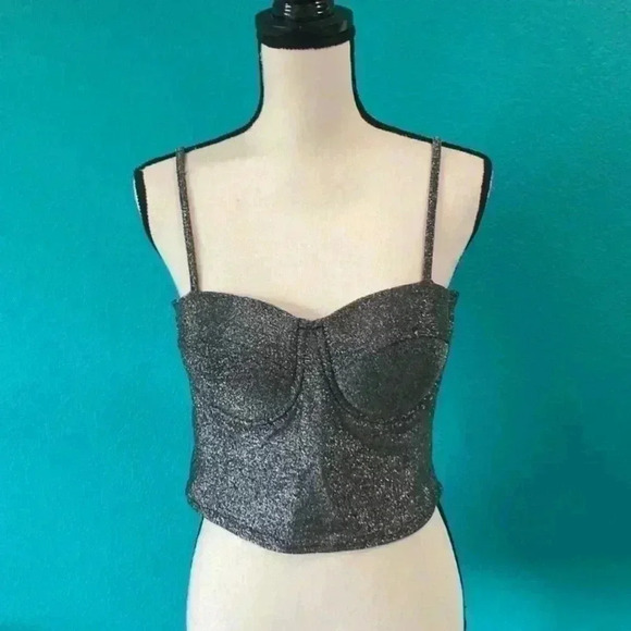 ⭐️ Tally weijl sparkly crop top in size large - Picture 1 of 3